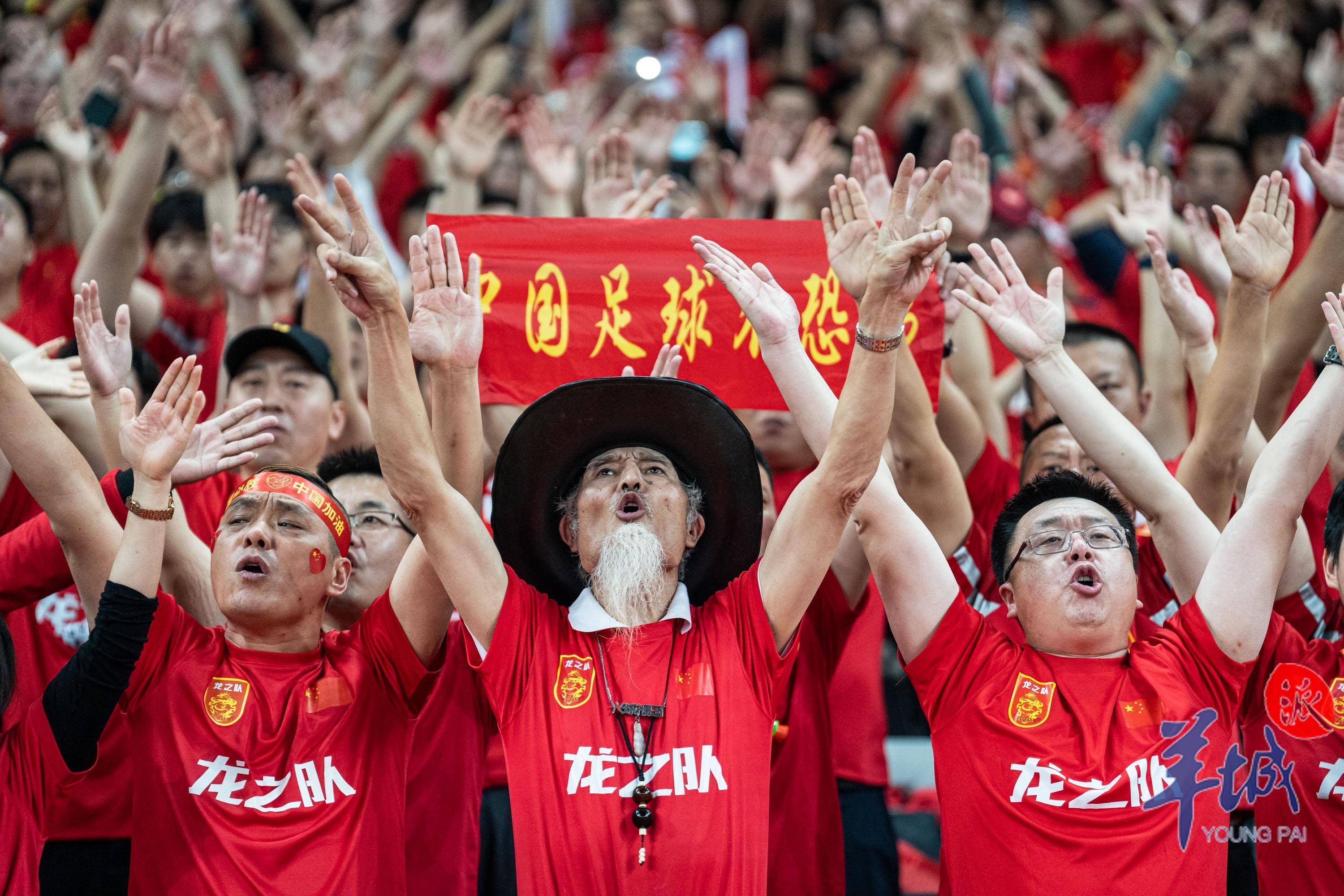 球迷对赛事关注度提升，热情高涨的简单介绍
