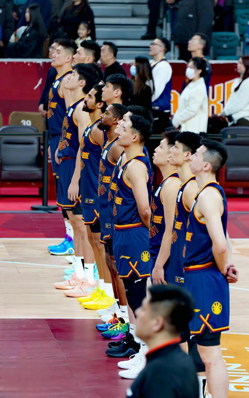 吉林男篮球员伤愈，备战下一轮比赛
